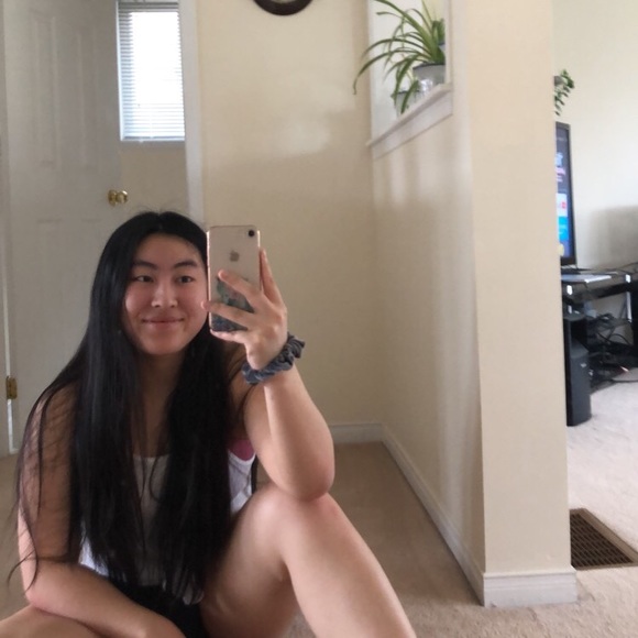 Meet your Posher, Jessie - Picture 1 of 1